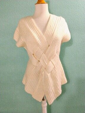 Escio Women's Sz M NWT Sweater Knit Criss Cross Front Top Cap Sleeve